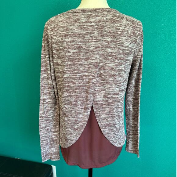 Old Navy Tulip Back Getting Figgy Maroon Pullover Knit Sweater Women's Small - Picture 2 of 10